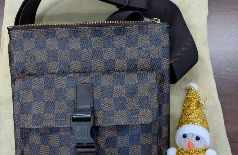 時計やバッグも高価買取中！東岡山のブランド品専門店があなたをサポート
