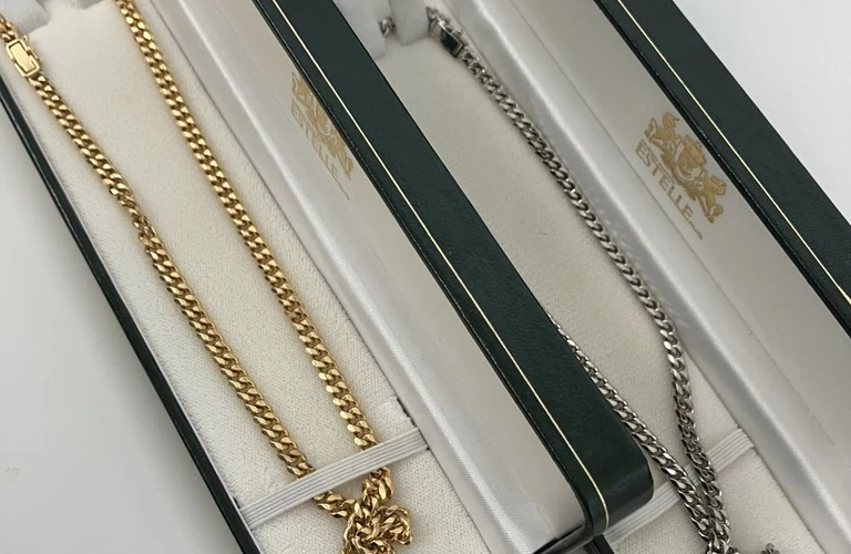 瀬戸内市の貴金属とブランド品を高く売るなら、買取大吉岡山平島店でお得に査定！
