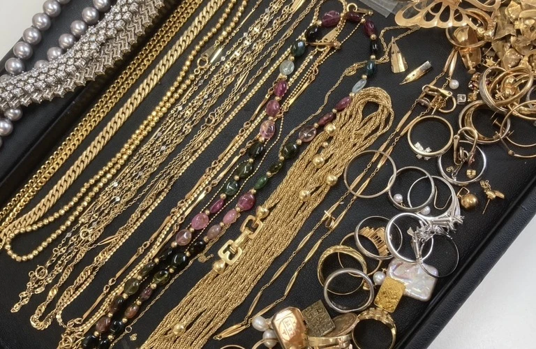 赤磐市ネオポリスで貴金属・ブランド品を高価買取！安心のリサイクルショップ