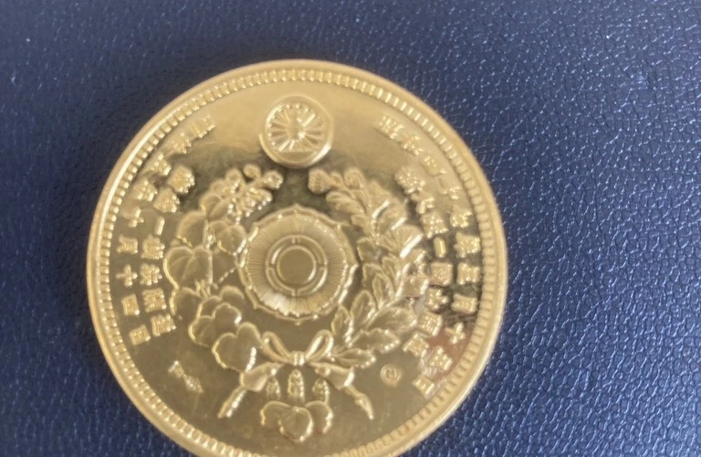 金・プラチナをはじめとする貴金属、安心の査定とスピード買取！